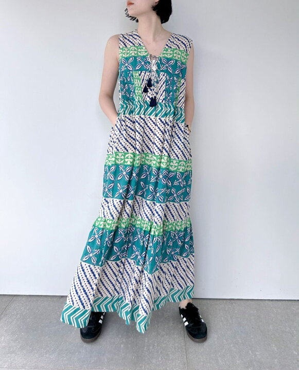 楽天市場】【Sara Mallika】 Mural Print Shirring Dress サラマリカ 