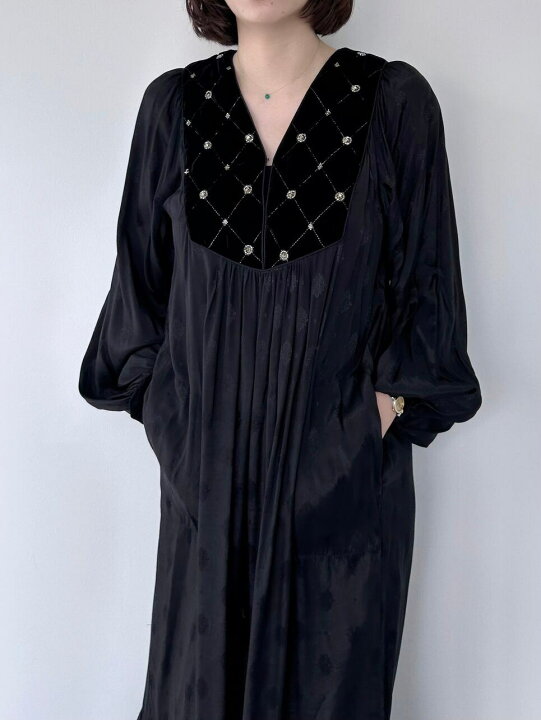 楽天市場】【Sara Mallika】 Parveen Beads Emb Tassel Dress 