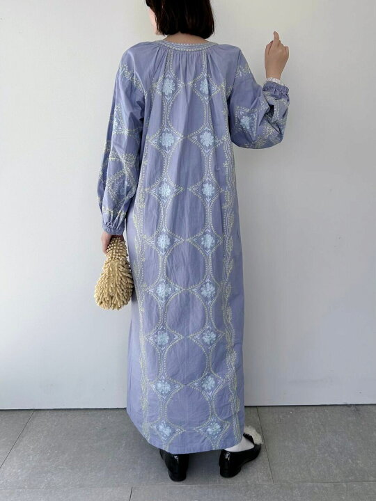 楽天市場】【Sara Mallika】 C.Linen Diamond Aari Emb Dress 