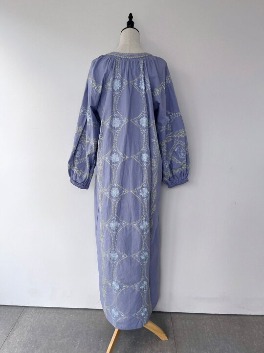 楽天市場】【Sara Mallika】 C.Linen Diamond Aari Emb Dress  