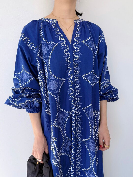 楽天市場】【Sara Mallika】 Cotton Linen Daiamonde Aari Embroidery 