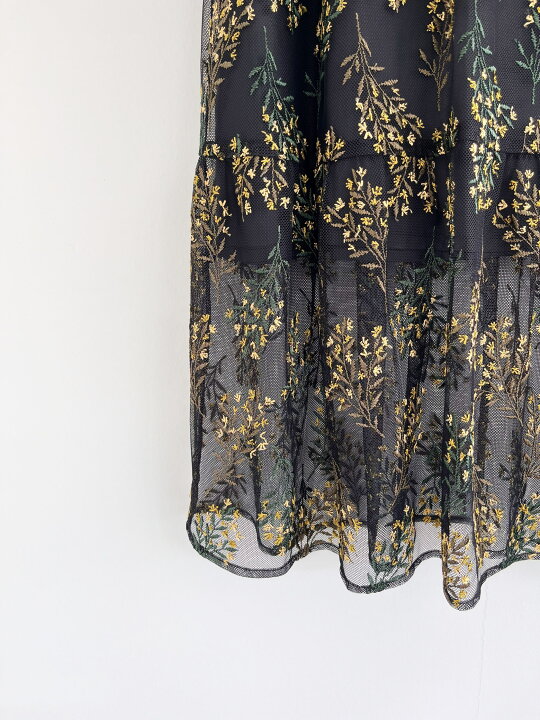 楽天市場】【LOKITHO】 Flower Emb. Skirt ロキト フラワーエンブロイ 