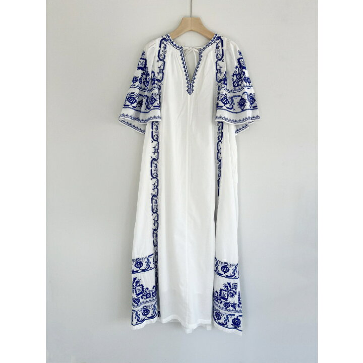 楽天市場】【Sara mallika】 Cotton Embroidery Backopen Dress 刺繍  