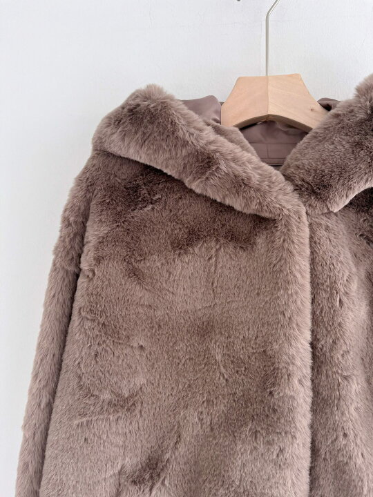 楽天市場】【JAKKE】 FAUX FAR COAT WITH HOOD ジャッキー ファー 