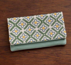 yVA@2306znhLbg nh J[hP[X ԂƃeBX 2306@yC3-7-123-1zU-OK