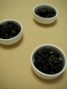 yR[q[Zbgz܂₩ R[q[Zbg 3 300g OAe} uW }f 100g×3 [ yRrjΏۏizKOUFUKUYA COFFEE