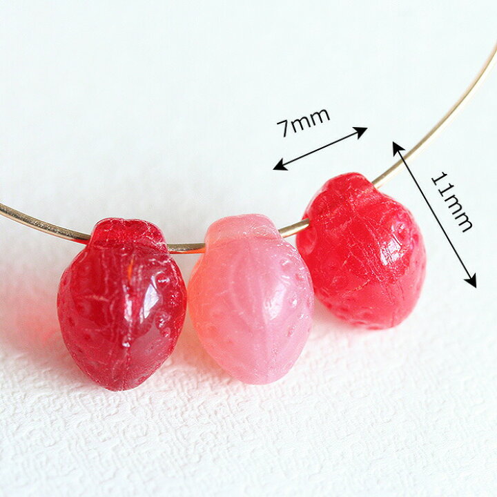 楽天市場】【最大15%OFFクーポン発行中】チェコビーズ いちご 11×7mm 