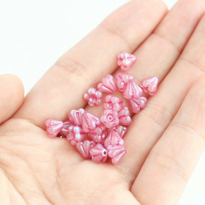 楽天市場】チェコビーズ ベルフラワー 4×6mm チョークホワイトオーロラ 