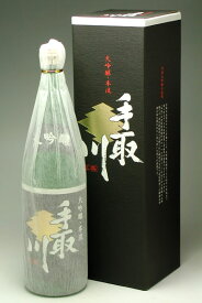 父の日やお誕生日、還暦などの御祝に！　手取川 純米大吟醸 本流 1800ml