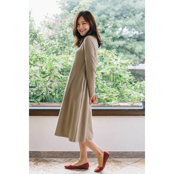 楽天市場 公式 ボタンで簡単授乳 肌触り抜群 カバー力 コニー Konny コニーママウェア ボタンフレア授乳ワンピース 授乳服 長袖 部屋着 楽ちん 秋冬対応 産後服 Aラインワンピ ポケット付き 柔らか生地 おうちコーデ コニー抱っこ紐楽天市場店