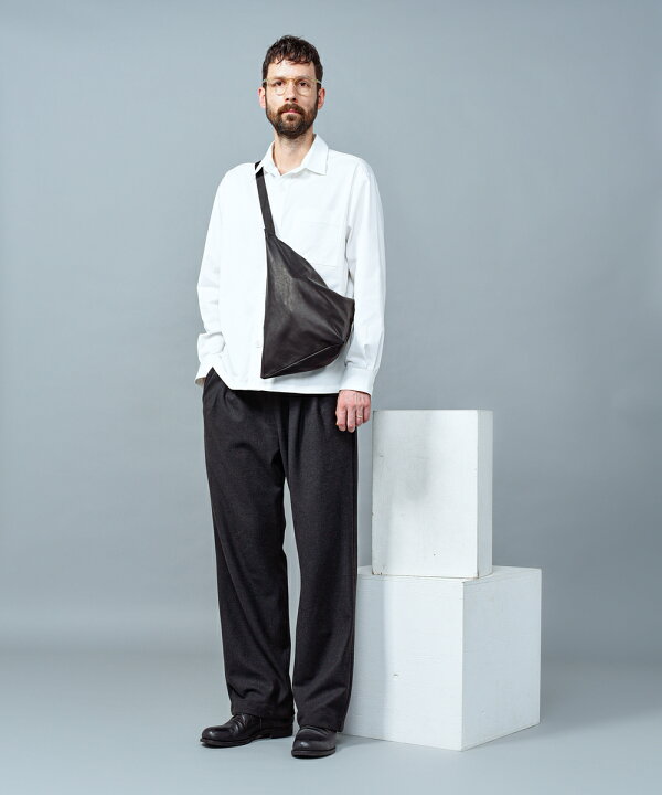 楽天市場】MR.OLIVE E.O.I / WATERPROOF LIGHT LEATHER TRIANGLE BODY 