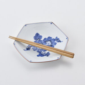 花紋・六角6寸皿 18cm 手書き 波佐見焼 洸琳窯 染付 取り皿 和皿