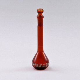ISOLAB メスフラスコ 茶 20ml