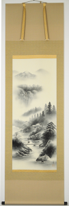 山水 掛け軸尺五立『水墨山水』坪内 正庵(つぼうち しょうあん)画伯京緞子・三段表装※特典付き