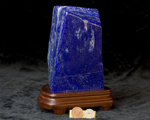 格安アウトレットで購入 ❝最強の聖石・蒼の皇帝❞ 原石 天然石 磨き石 ラピスラズリ 置物
