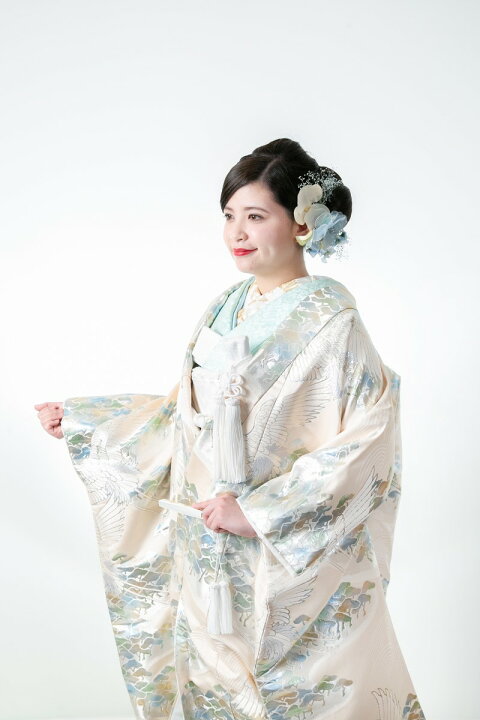 レンタル 定番の赤い色打掛 前撮り フルセット 花嫁衣装セット 和婚 レッド Iro027 ゴールド 婚礼 色打掛 婚礼衣装 赤 和装 花嫁衣装 金 打掛