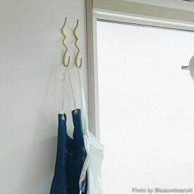 【ブラック国内在庫あり/ブラスお取り寄せ】Ferm Living (ファームリビング) Curvature Hook (カーバチュア フック) ブラス/ブラックブラス ゴールド/北欧/インテリア/壁掛け/コートハンガー/タオル/日本正規販売店品
