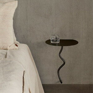 y݌ɂzFerm Living (t@[rO) Curvature Wall Table (J[o`A EH[e[u) uX/ubNuX S[h/k/CeA/Ƌ/{K̔XiyobOLy[
