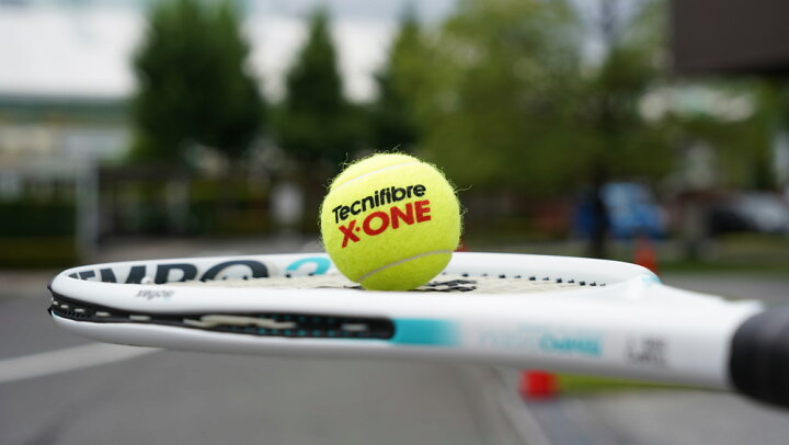 【全品10%OFFクーポン】【365日出荷】「あす楽対応」テクニファイバー Tecnifibre テニスボール X-ONE(エックスワン)4個入 1箱(15缶/60球)TBA4XE1 ITF/JTA 公認球 『即日出荷』 KPI YONEX ヨネックス TNP-SB1 テニス ボール テニピン用スポンジボール1 ピンク TNP-SB1