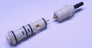 �yKVK�z��MYM�@�����J�[�g���b�W�@KPS68�@�T�[������p�@���𕔕i ��C�i�@�\�����@��������