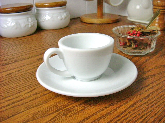 フォンテ エスプレッソ カップ ＆ ソーサー （小） 65cc 白い食器 白 コーヒーカップ デミタスカップ かわいい 碗皿 洋食器 業務用 |  食器問屋Ｋ’ｓ-ｇａｌｌｅｒｙ