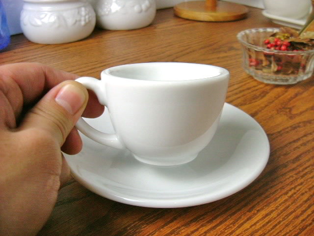 フォンテ エスプレッソ カップ ＆ ソーサー （小） 65cc 白い食器 白 コーヒーカップ デミタスカップ かわいい 碗皿 洋食器 業務用 |  食器問屋Ｋ’ｓ-ｇａｌｌｅｒｙ