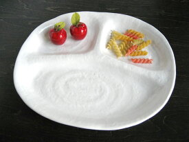 和モダン ランチプレート 白 25cm×21.5cm×高さ2.3cm 3つ仕切り 楕円型 オーバル 陶器 カフェ食器