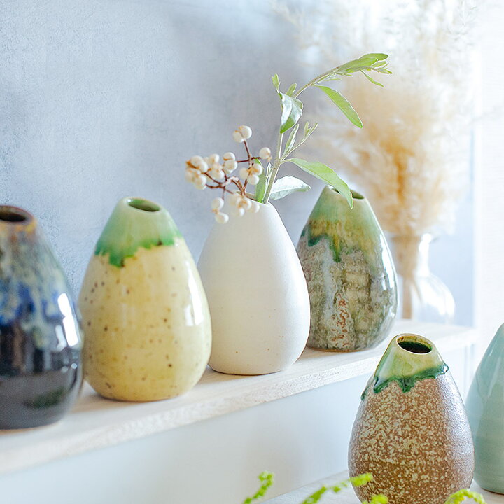 楽天市場】【LINE友達で300円OFFクーポン】 【CUREPOT】一輪挿し フラワーベース かわいい 陶器 日本製 花瓶 小さい シンプル 人気 大人気 北欧 和風 オシャレ ホワイト おしゃれ 花びん 花器 母の日 敬老の日 プレゼント ギフト インテリア 可愛い ひまわり堂 : ひまわり堂 楽天市場】【LINE友達で300円OFFクーポン】 【CUREPOT】一輪挿し フラワーベース かわいい 陶器 日本製 花瓶 小さい シンプル 人気 大人気 北欧 和風 オシャレ ホワイト おしゃれ 花びん 花器 母の日 敬老の日 プレゼント ギフト インテリア 可愛い ひまわり堂 : ひまわり堂