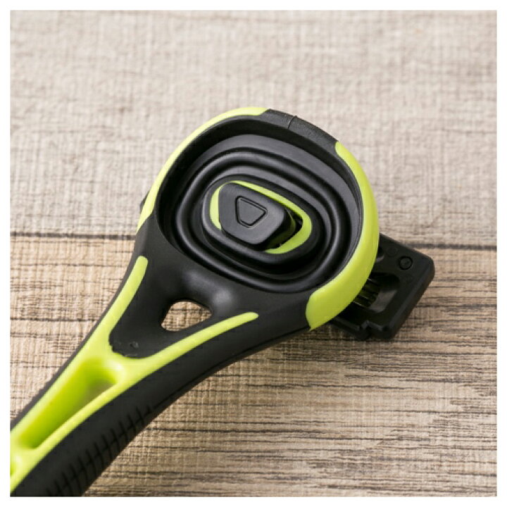 楽天市場 貝印 使い切りｔ字カミソリ クロスフィット黒黄 替刃４個入 Xf5 4bs ケーズデンキ 楽天市場店