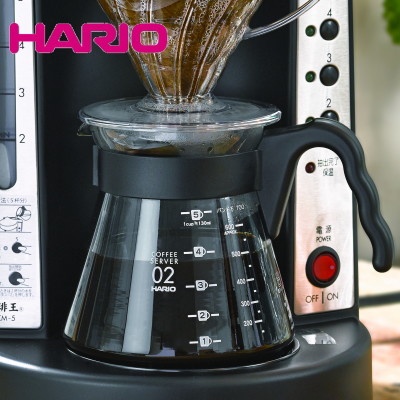 フタをしたまま電子レンジOKコーヒー ドリップ の必需品 HARIO ハリオ 耐熱ガラス V60 コーヒーサーバー 700  1～5杯用  VCS-02B