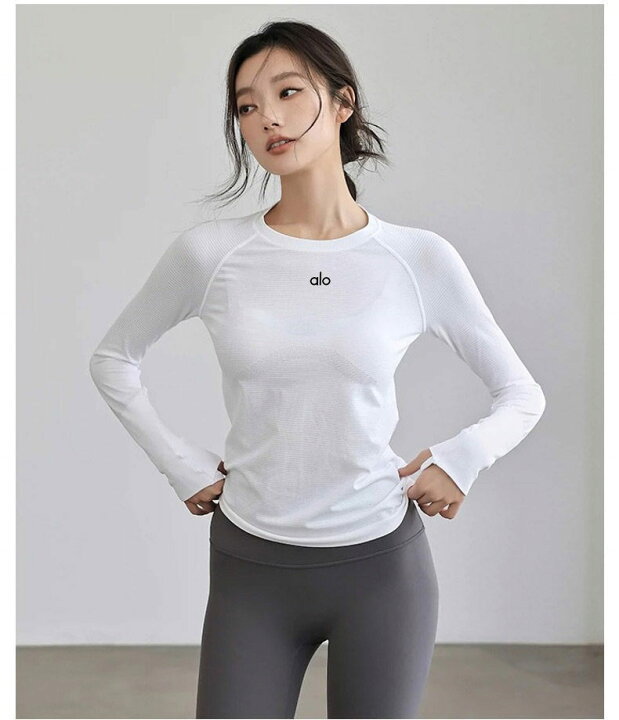 楽天市場】☆ ALO Yoga ☆ 長袖 tシャツ レディース 綿混 カジュアル v 