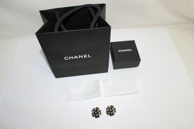 [中古] CHANEL イヤリング 03 C カメリア ココマーク クリップ式 花 フラワー ブラック シルバー アクセサリー シャネル USED品