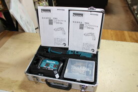 [中古] 動作品 バッテリー2個 makita 充電式ペンドライバドリル DF012DSHX 7.2V 1.5Ahブルー 青 充電器 アルミケース ビット付 マキタ USED品