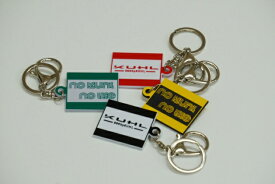 ［906 by KUHL］リバーシブルキーホルダー キーホルダー フック おしゃれ 汎用 ABS 黒 赤 緑 黄色 ブラック レッド グリーン イエロー 両面 KUHL クール 906 グッズ アパレル 車 鍵 脱着 カバン 鞄 デザイン 面白い かわいい