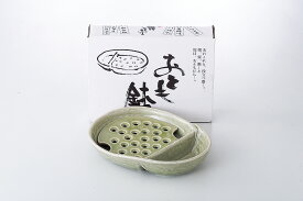冷ややっこ鉢グリーン（17×13×3.1cm）水切皿がついており、冷奴をのせると水が切れるようになっております