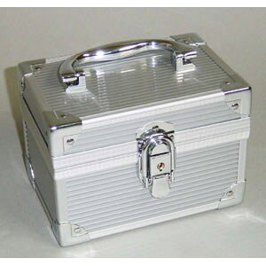 yIzAXe[W@ACCS@~jA~P[X@AL|MRpNgTCYŌyďvȃA~c[P[XB