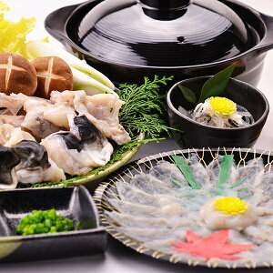 ふぐ セット フグ 河豚 hugu ≪贅沢≫ 国産とらふぐ 全部入りセット6-7人前 ふぐ鍋1,050g、ふぐ刺し180g とらふぐ白子450g、鉄皮300g、ひれ酒ヒレ21枚 贅沢な全部入りセット ふぐちり 鍋セット 送料