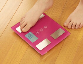 体重計体組成計IMA-001送料無料白黒ピンクグリーン体重計コンパクト薄型かわいいおしゃれ体重体脂肪率内臓脂肪体筋肉率基礎代謝量骨量体脂肪ダイエット健康健康づくり体重管理測定器簡単測定ヘルスメーター