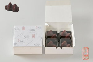 【 くらわんか餅 元祖 こしあん 4個 箱入 】 送料無料 ハロウィン お歳暮 お中元 和菓子 生菓子 餡子 餅 求肥餅 お取り寄せ 最中 お土産 手土産 帰省 お見舞い 出産祝い 結婚祝い 本格 高級 贈