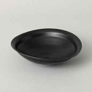 【kuros'オリジナル釉薬】美濃焼 鉢 22cm 黒 箱入り 深皿 日本製|内祝い お返し お祝い おしゃれ キッチン 贈り物 記念日 誕生日 新生活 ギフト プレゼント 来客用