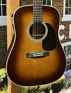 Martin y{{XARzyAo[g[tBjbVzHD-28Standard Ambertone #2961793y48񖳋\!z