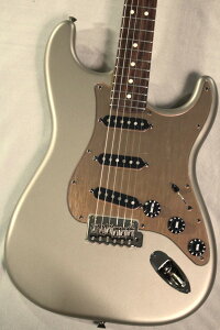 Fender MIJ Hybrid II 2026 Collection Stratocaster Satin Metallic/ Matte Champagne Mirage�y3.26kg�z�y�����~�[�i�V�_�X�z