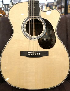 Martin �y�ă{�[�i�X��Z�[���z�y�̉��t���悠��zCTM 000C-42 -European Spruce�y�����~�[�i�V�_�X�z