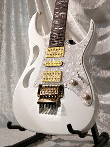 Ibanez �y���ɂ̔��ƙ��K�A�����ɍ~�ՁzPIA3761 -Stallion White- #F2618928�ySTEVE VAI Signature�z�y3.70kg�z�y�r�ܓX�z
