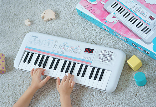 電子キーボード デジタルピアノ 子供 クリスマスプレゼント YAMAHA ミニキーボード Remie ヤマハ 送料無料 37鍵 まとめ買い特価 買い取り G-CLUB渋谷 キーボード PSS-E30 電子ピアノ