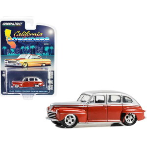 GL-026 GREENLIGHT California Lowriders Series 4 1947 Ford Fordor Super Deluxe ? Silver Metallic over Red Two-Tone