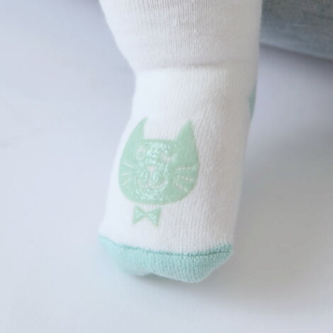 【靴下屋】ベビー暗闇で光る猫パイルハイソックス7〜9cm/タビオTabioキッズソックスベビーソックス出産祝いギフト子供キッズ靴下くつ下日本製
