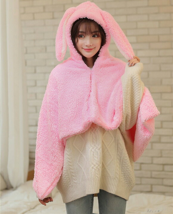 楽天市場】防寒ながら秋冬コーデのアクセントになれる！うさ耳付き  