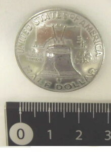 ݌Ɍ@R`{^B301@Vo[ a 28mm@50ZgRC