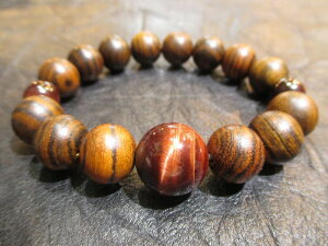 パワーストーン・京都/【金運・仕事運、精神安定、健康、リラックス、洞察力を高める】【レッドタイガーアイ(赤虎目石)】親玉16mm【虎檀(こたん)】数珠ブレスレット、桐箱付き【天然石の